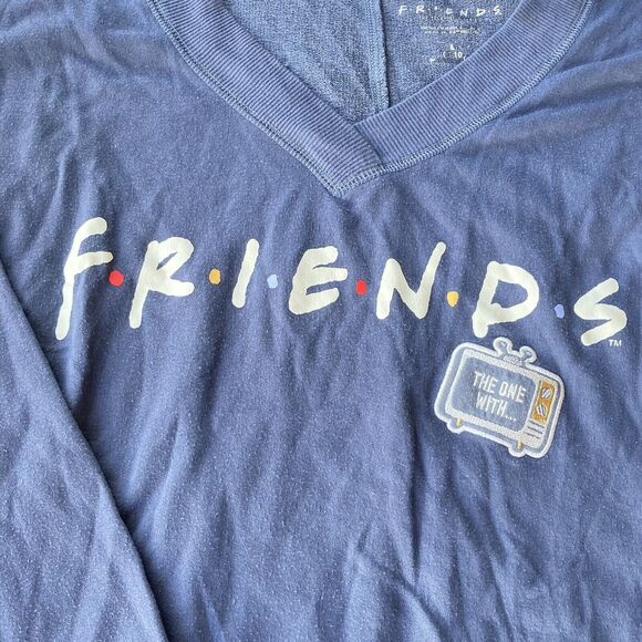 Friends Sweatshirt Sz M 8-10 V-Neck Long Sleeve Crop Pullover Blue TV Womens - Picture 2 of 9
